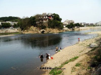 溪口風(fēng)景區為國家AAAAA級旅游景區溪口旅游